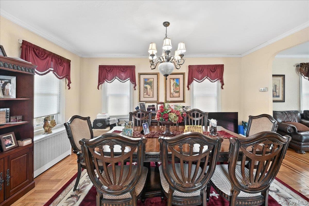 2445 Yates Avenue thumbnail 6