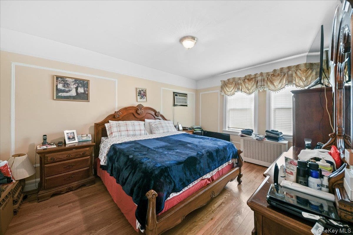 2445 Yates Avenue thumbnail 14