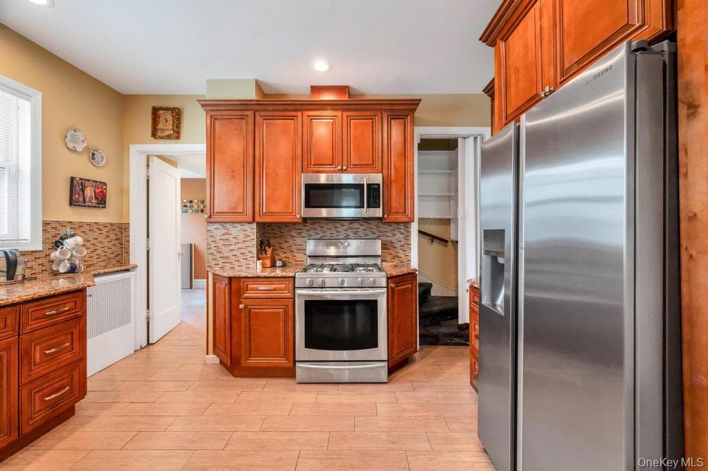88-35 193rd Street thumbnail 10