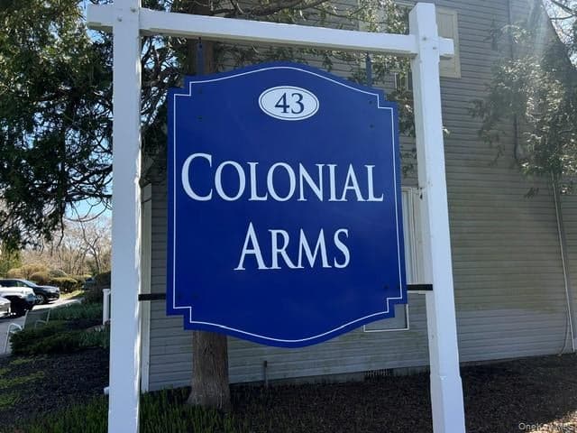 43 Brushy Neck Lane Unit: 13, Westhampton