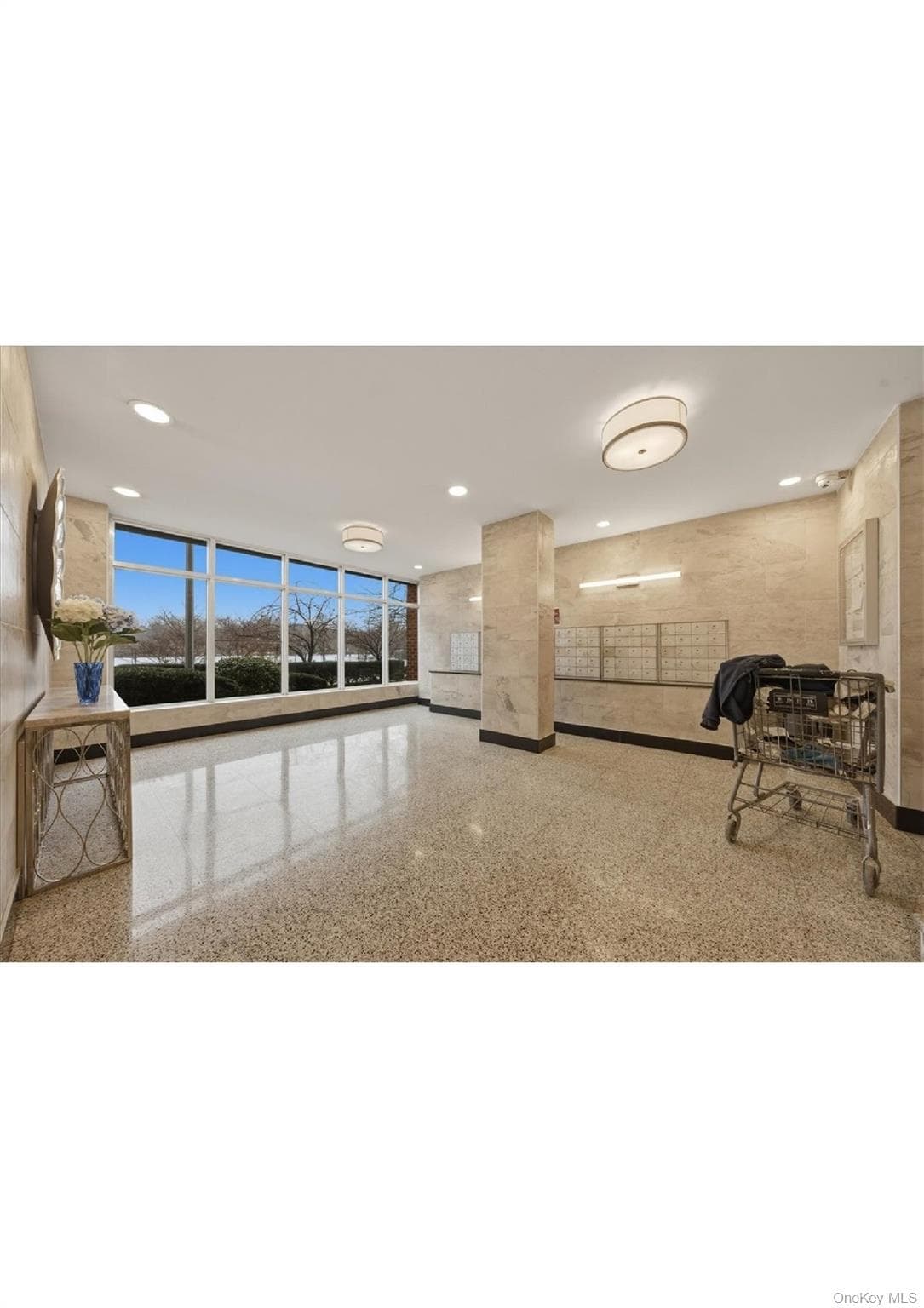825 Morrison Avenue Unit: 8C thumbnail 3