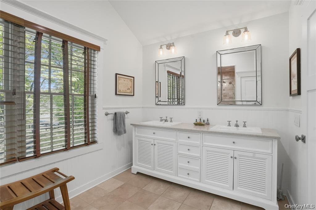 11 Haggerty Hill Road thumbnail 18