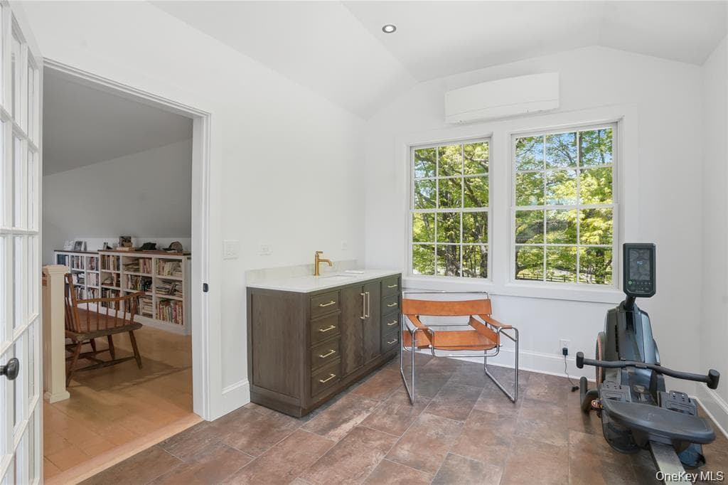 11 Haggerty Hill Road thumbnail 31
