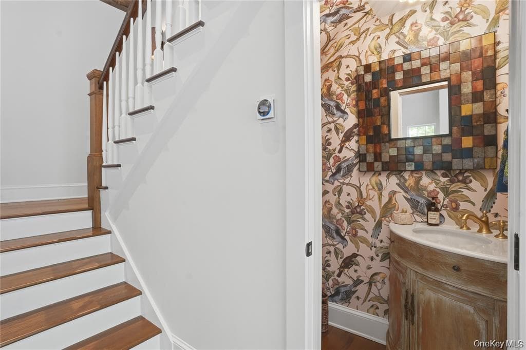 11 Haggerty Hill Road thumbnail 21