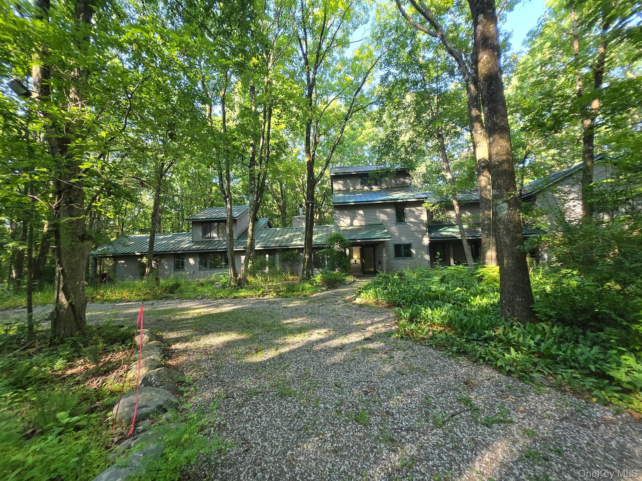 15 Cox Drive thumbnail 3
