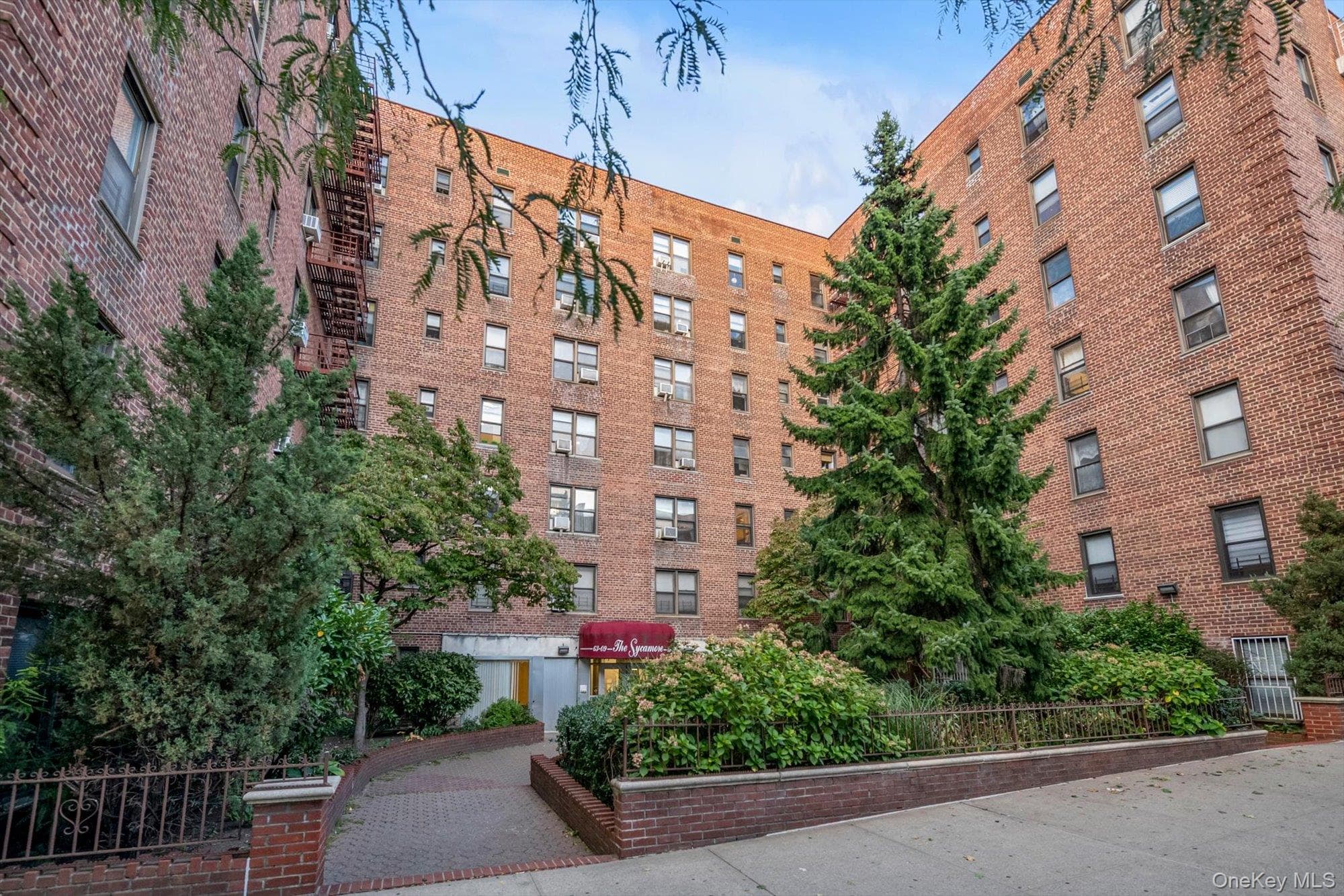 63-09 108 Street Unit: 3S, Forest Hills