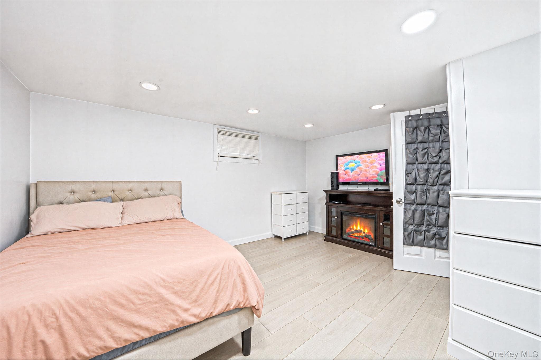 129 Shinnecock Avenue thumbnail 18