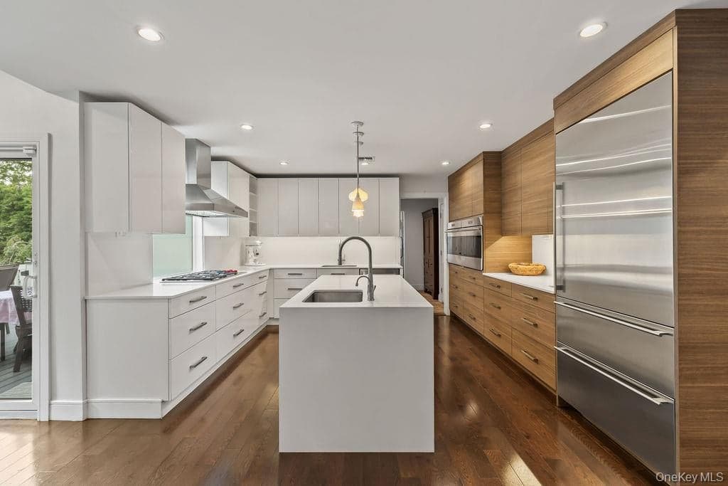 176 Grandview Avenue thumbnail 17