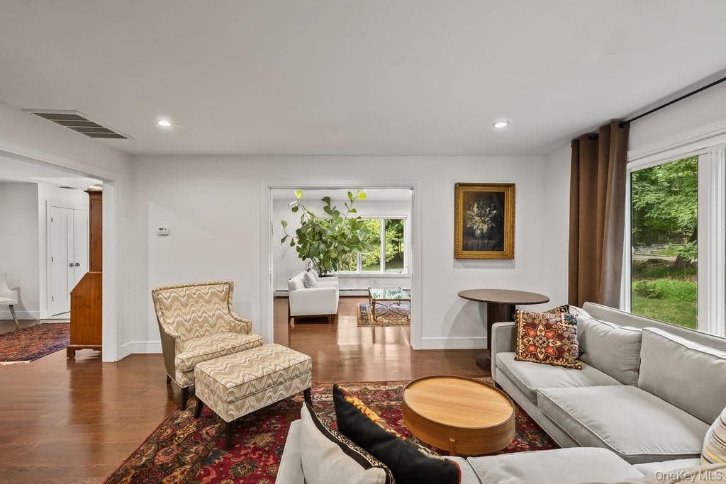 176 Grandview Avenue thumbnail 14