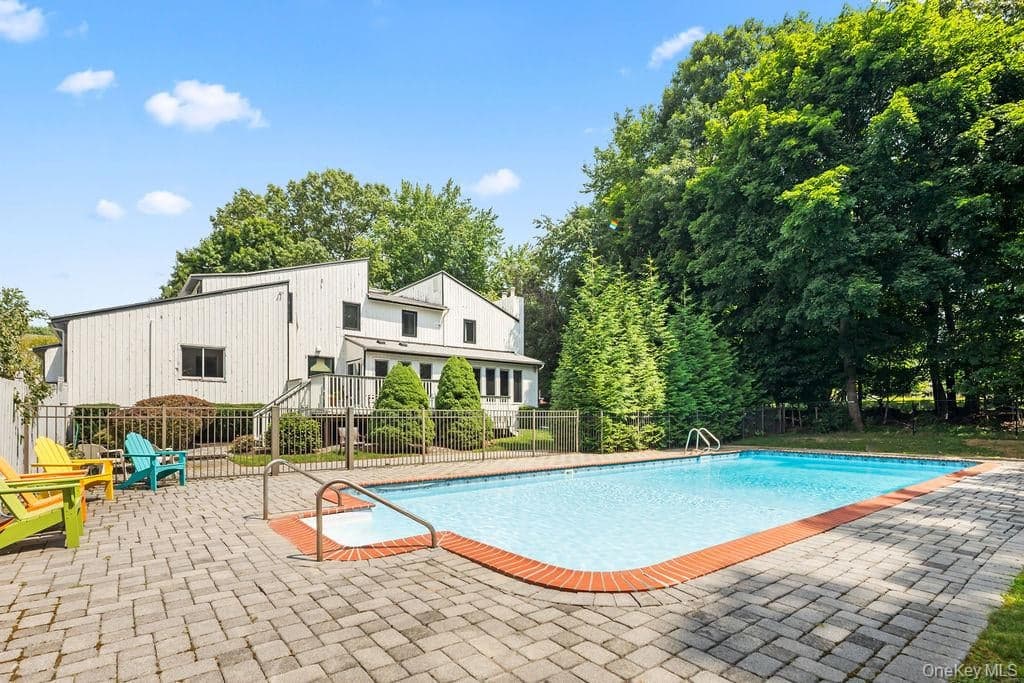 176 Grandview Avenue thumbnail 4