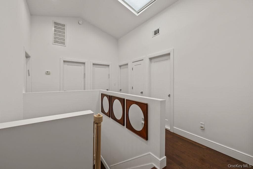 176 Grandview Avenue thumbnail 30