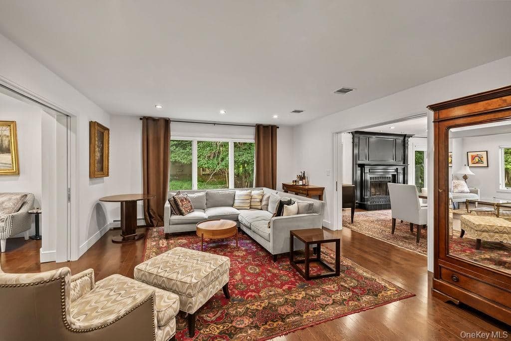 176 Grandview Avenue thumbnail 9