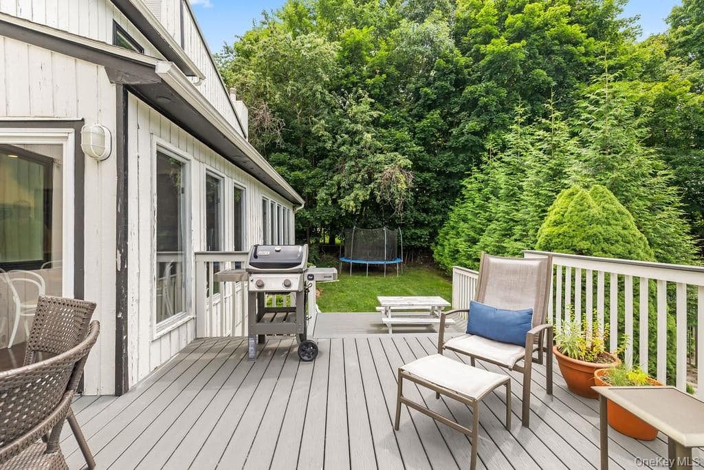 176 Grandview Avenue thumbnail 37