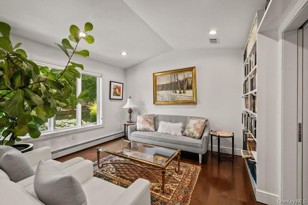 176 Grandview Avenue thumbnail 13
