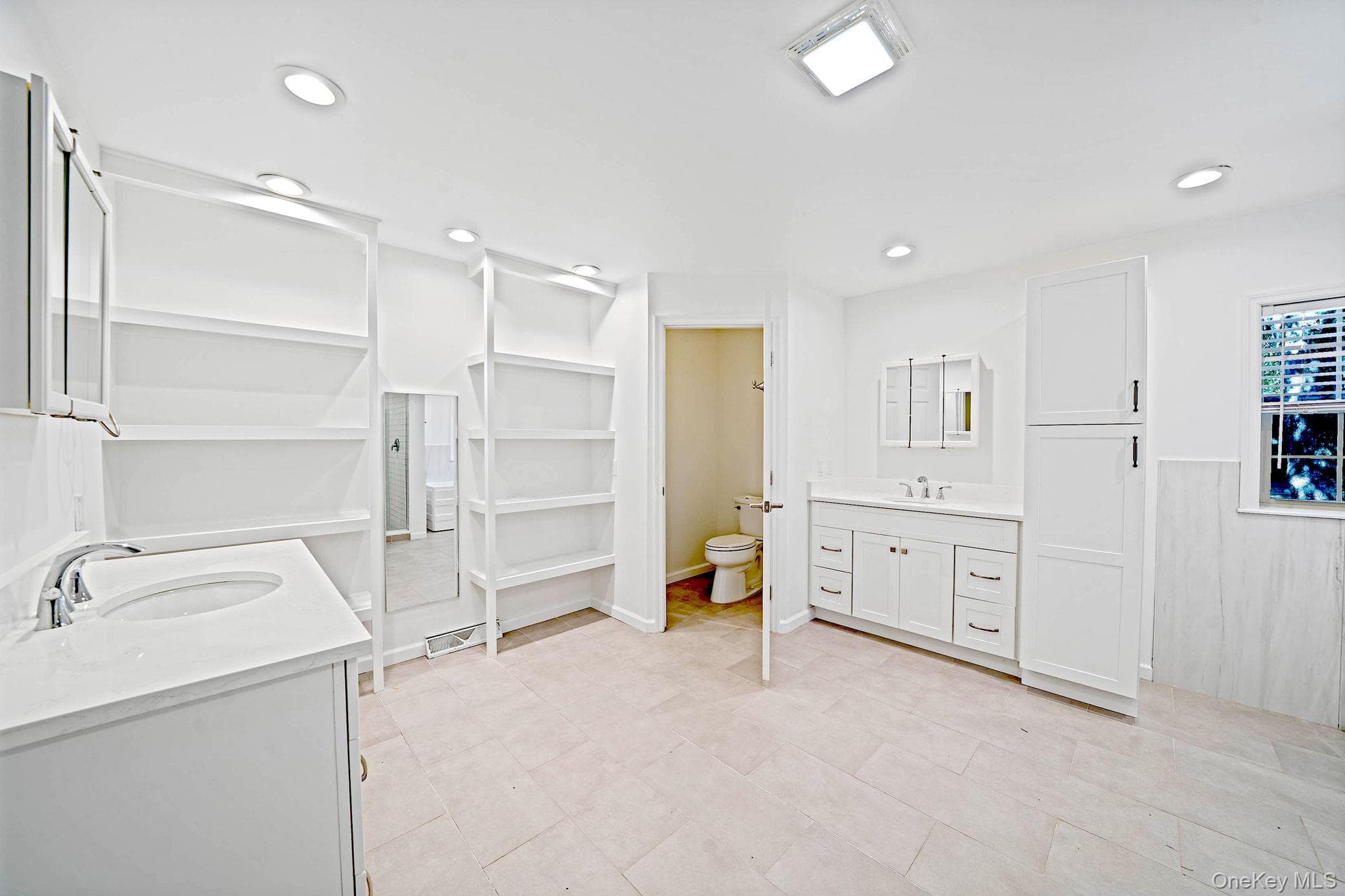 1661 Old Country Road Unit: 516 thumbnail 29