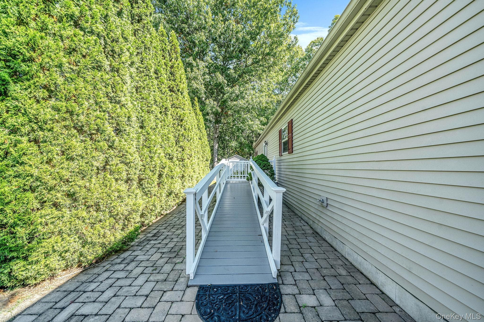1661 Old Country Road Unit: 516 thumbnail 6