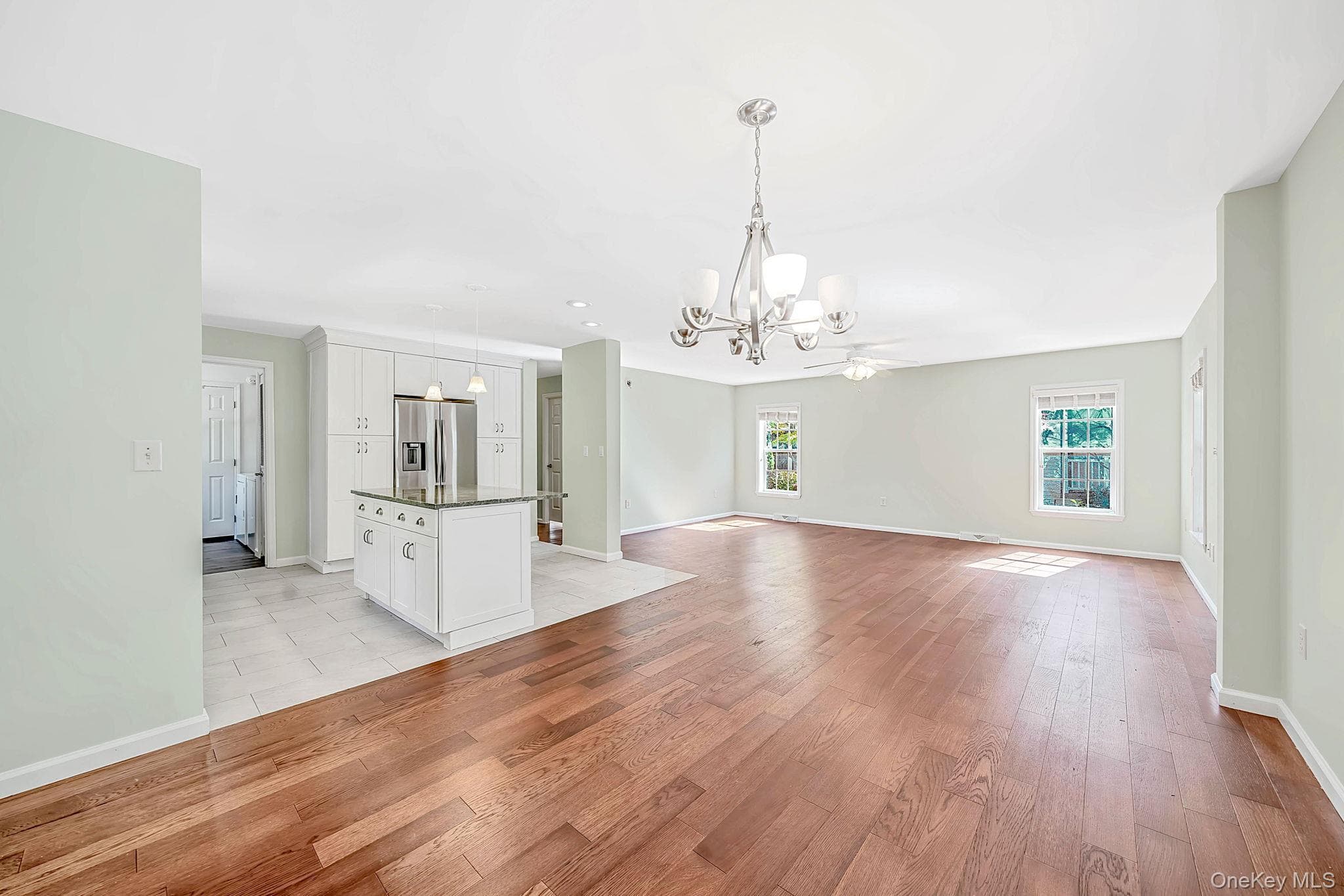 1661 Old Country Road Unit: 516 thumbnail 17