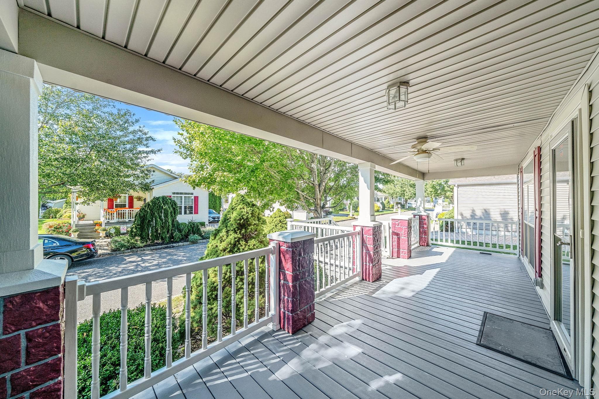 1661 Old Country Road Unit: 516 thumbnail 5
