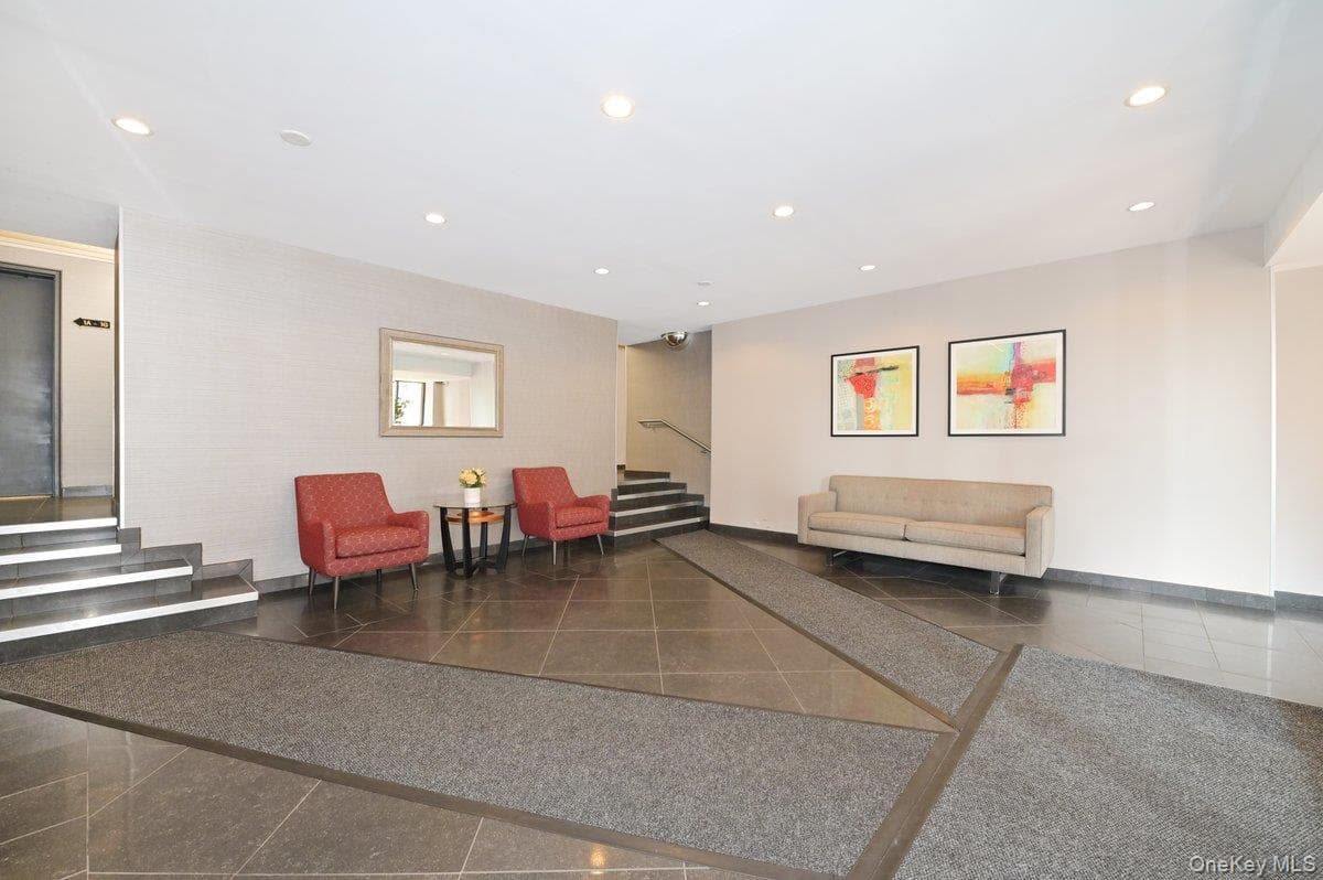 4 Birchwood Court Unit: 2P thumbnail 8