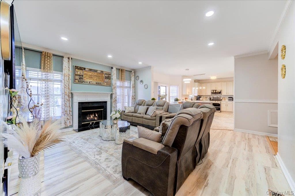 2723 Colonial Drive thumbnail 15
