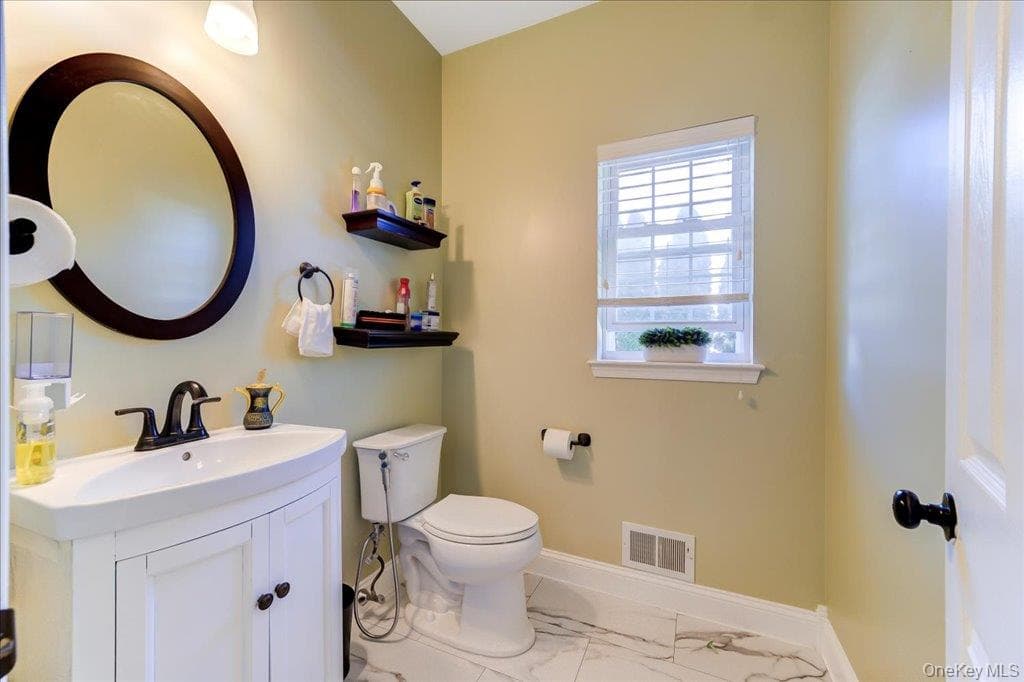 2723 Colonial Drive thumbnail 23