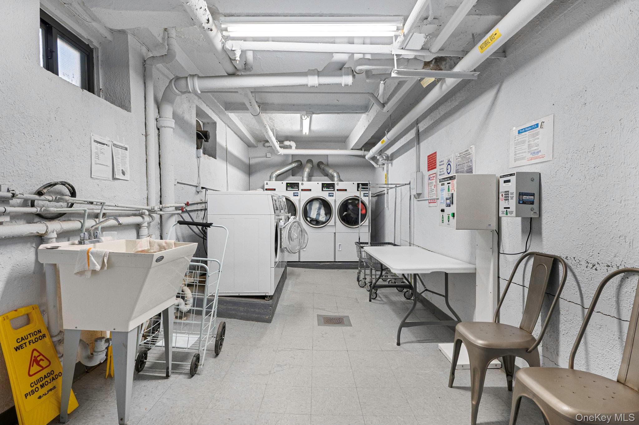 2552 E 7 Street Unit: 1H thumbnail 19