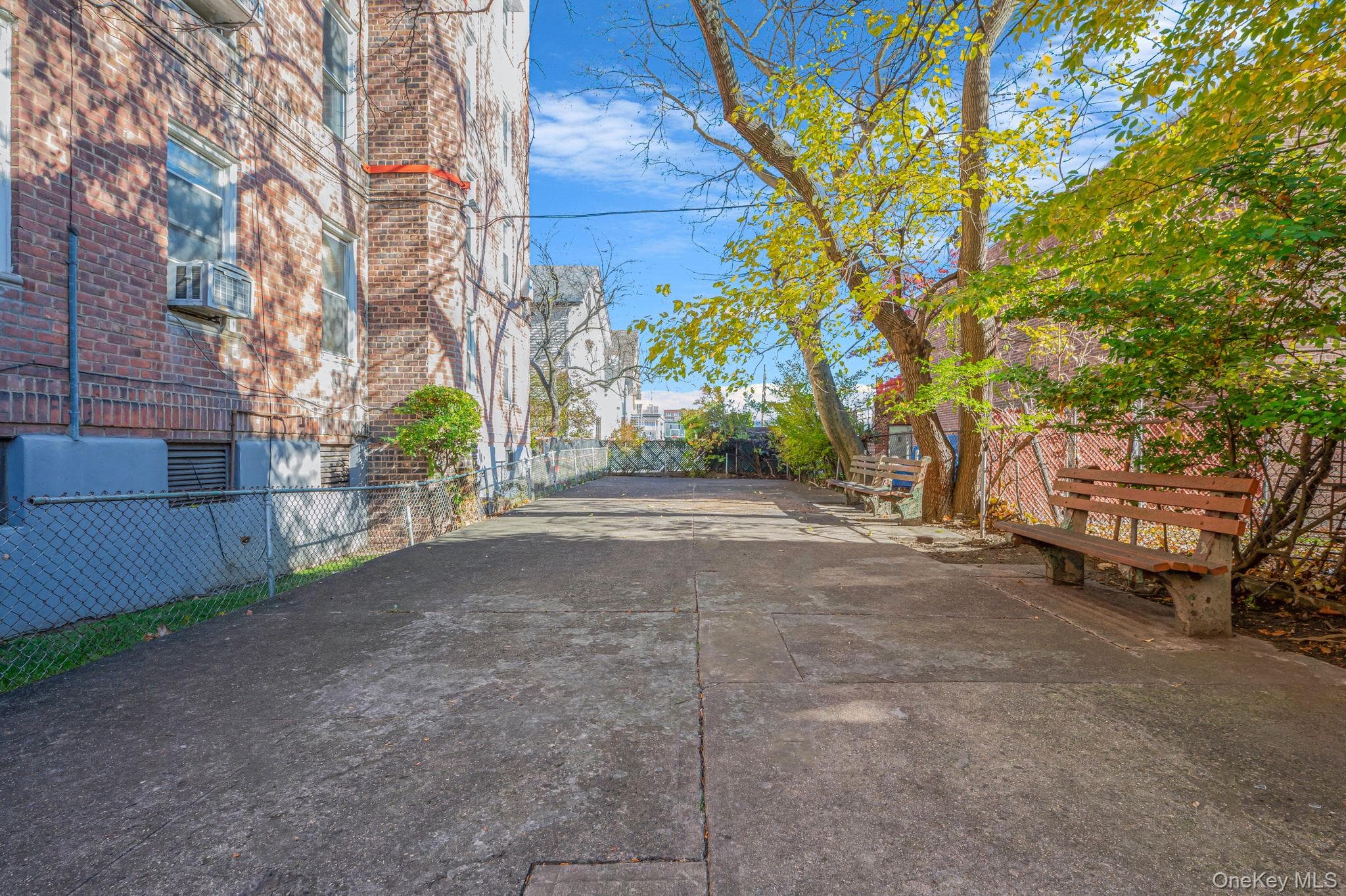 2552 E 7 Street Unit: 1H thumbnail 4