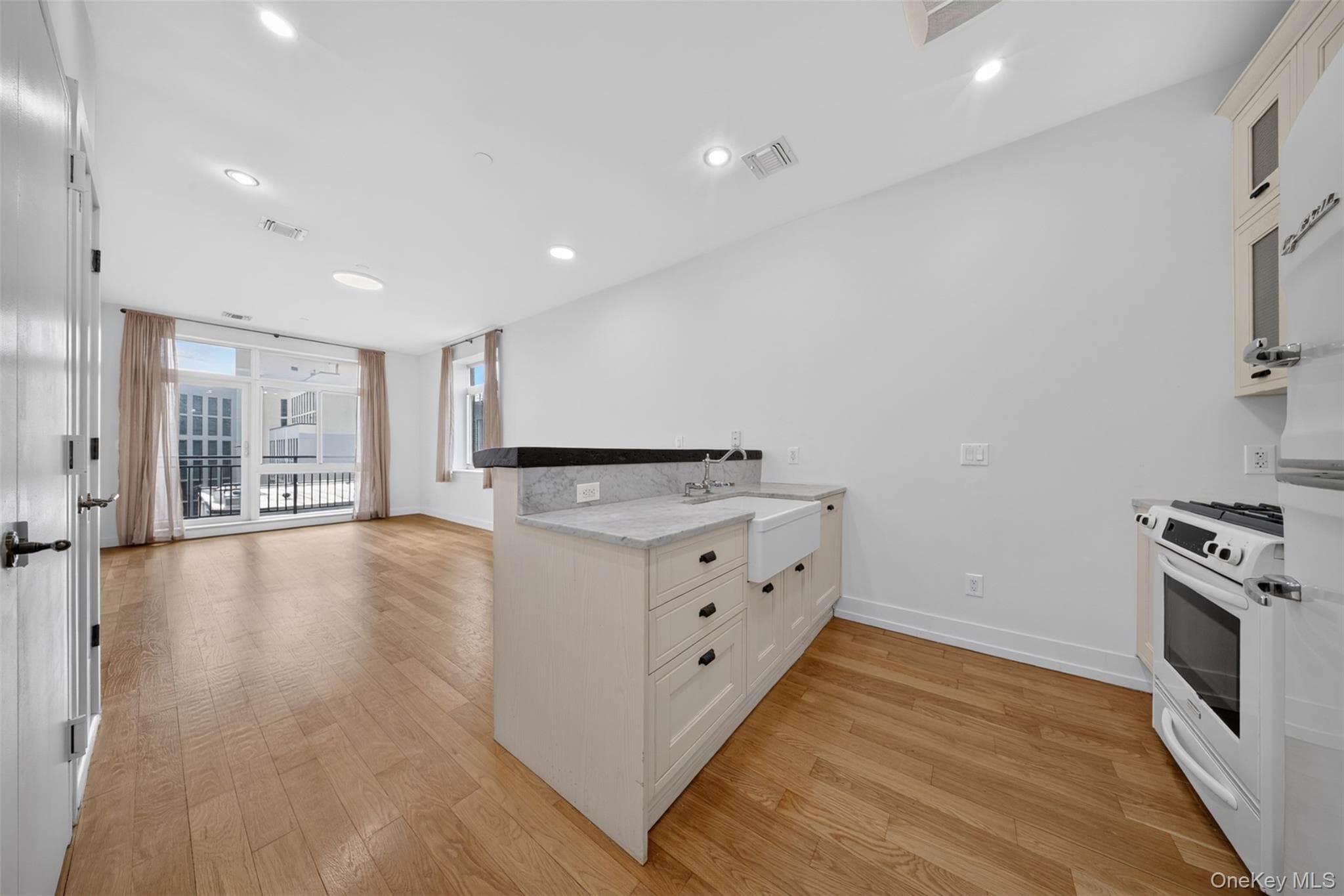 100 Engert Avenue Unit: 5C thumbnail 9