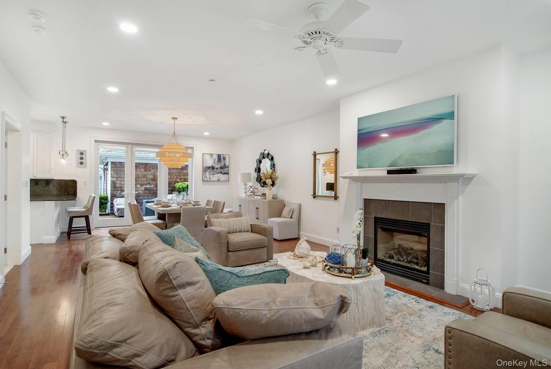 28 Andrew Court Ct thumbnail 3