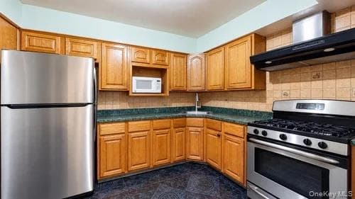 111-55 43rd Avenue thumbnail 15