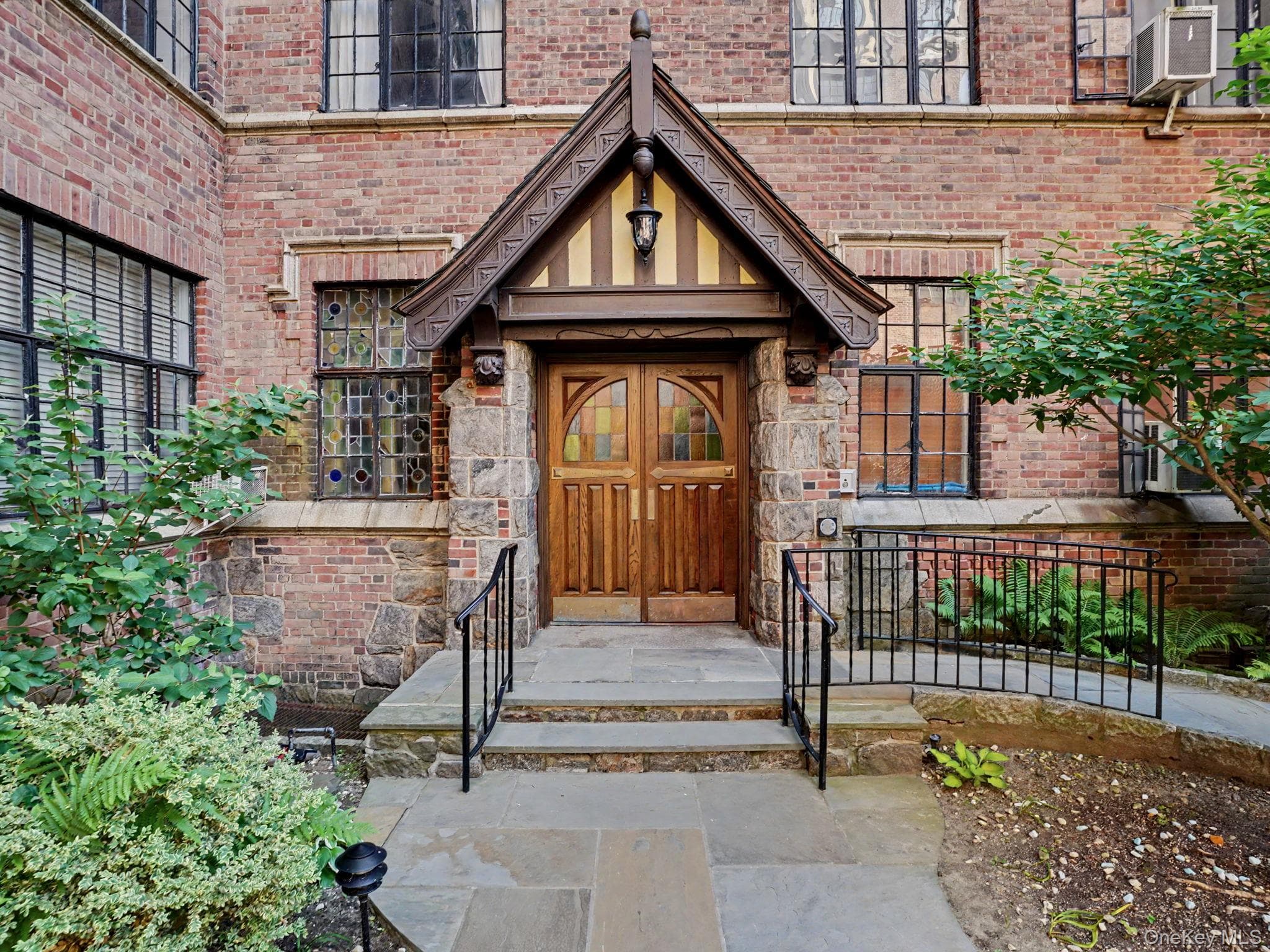 2 Westchester Avenue Unit: 4J thumbnail 2