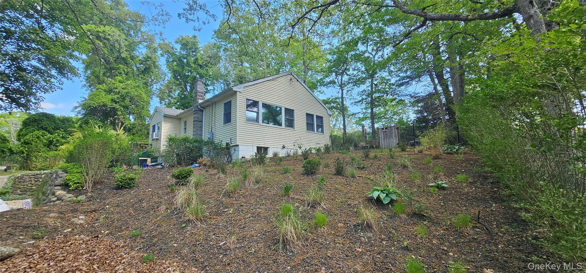 176 Maple Avenue thumbnail 34
