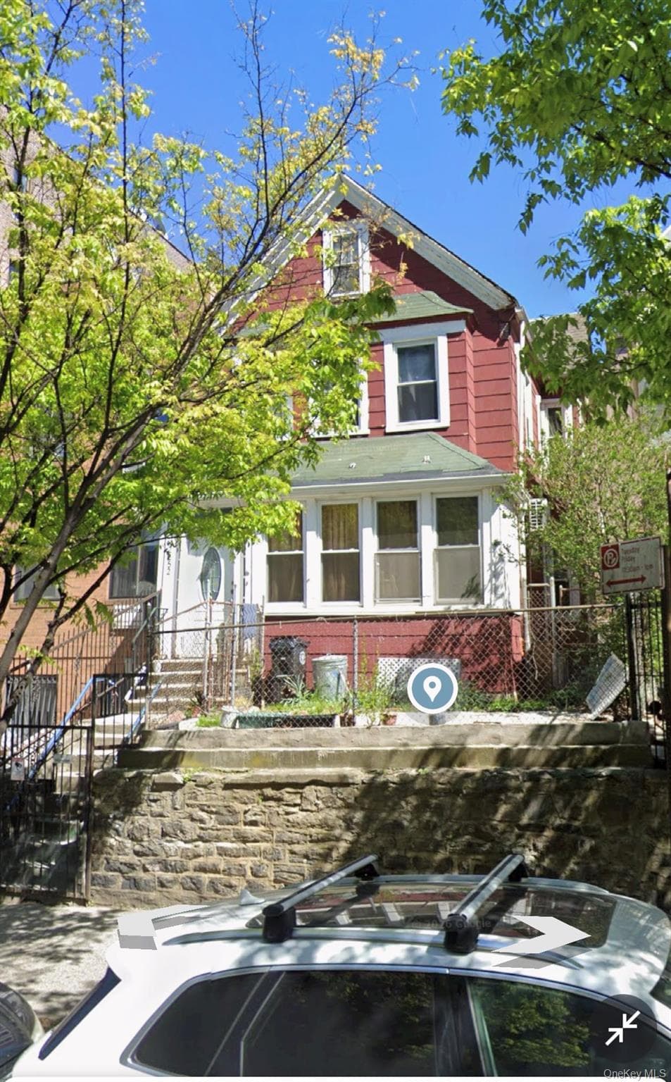 2252 Grand Avenue photo 1