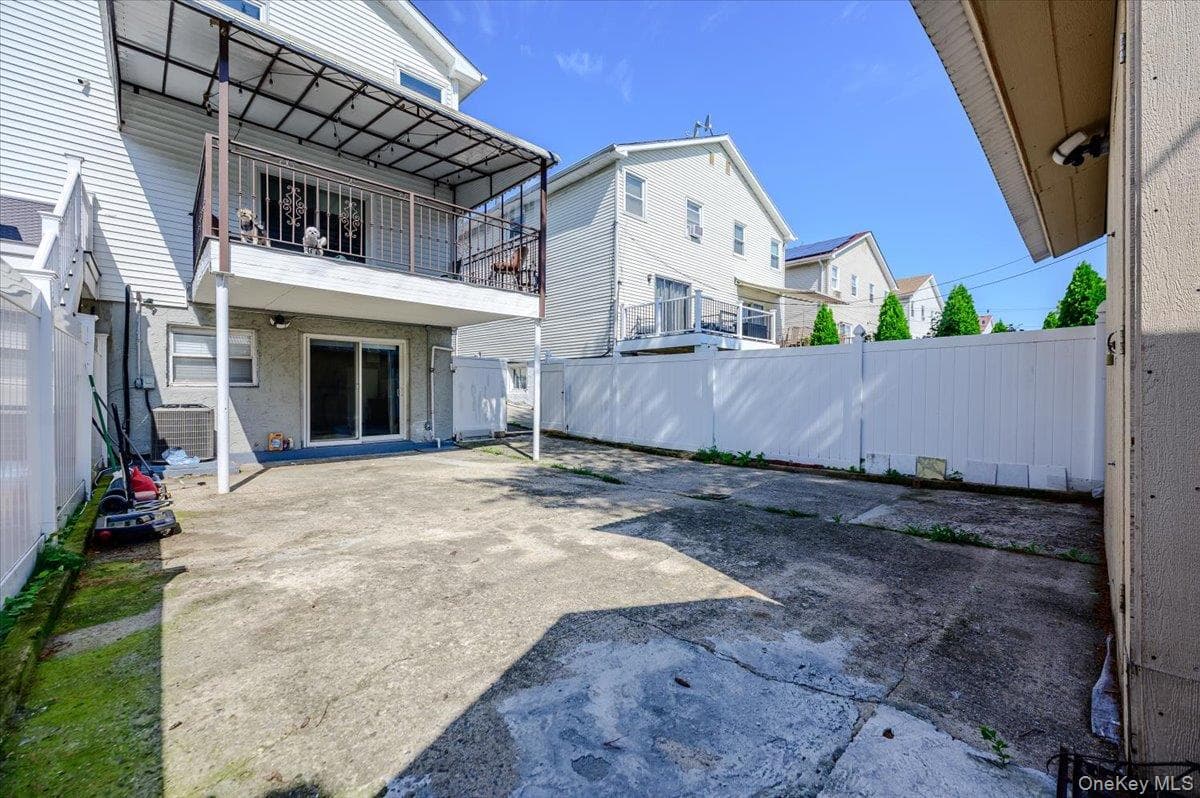 2406 Tiemann Avenue thumbnail 23