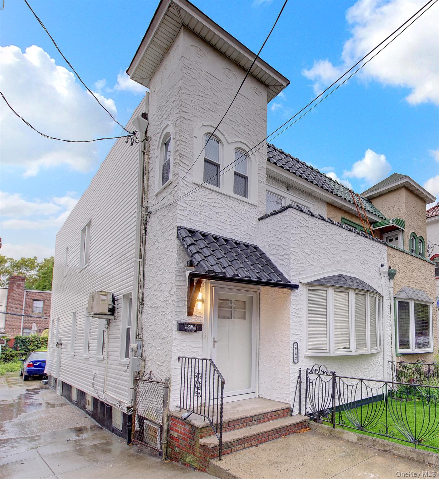 2152 E 35th Street thumbnail 2