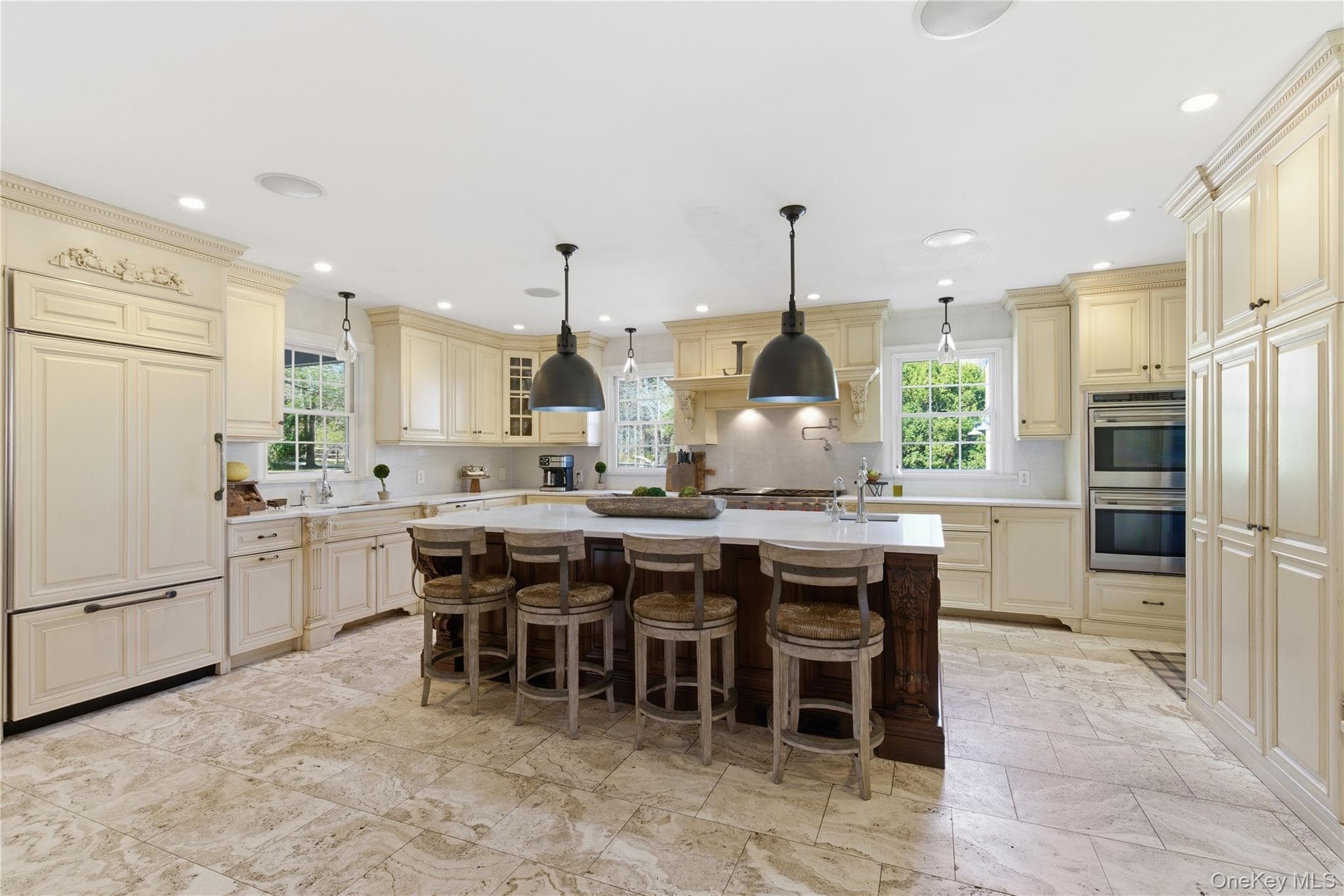 395 W Neck Road thumbnail 8