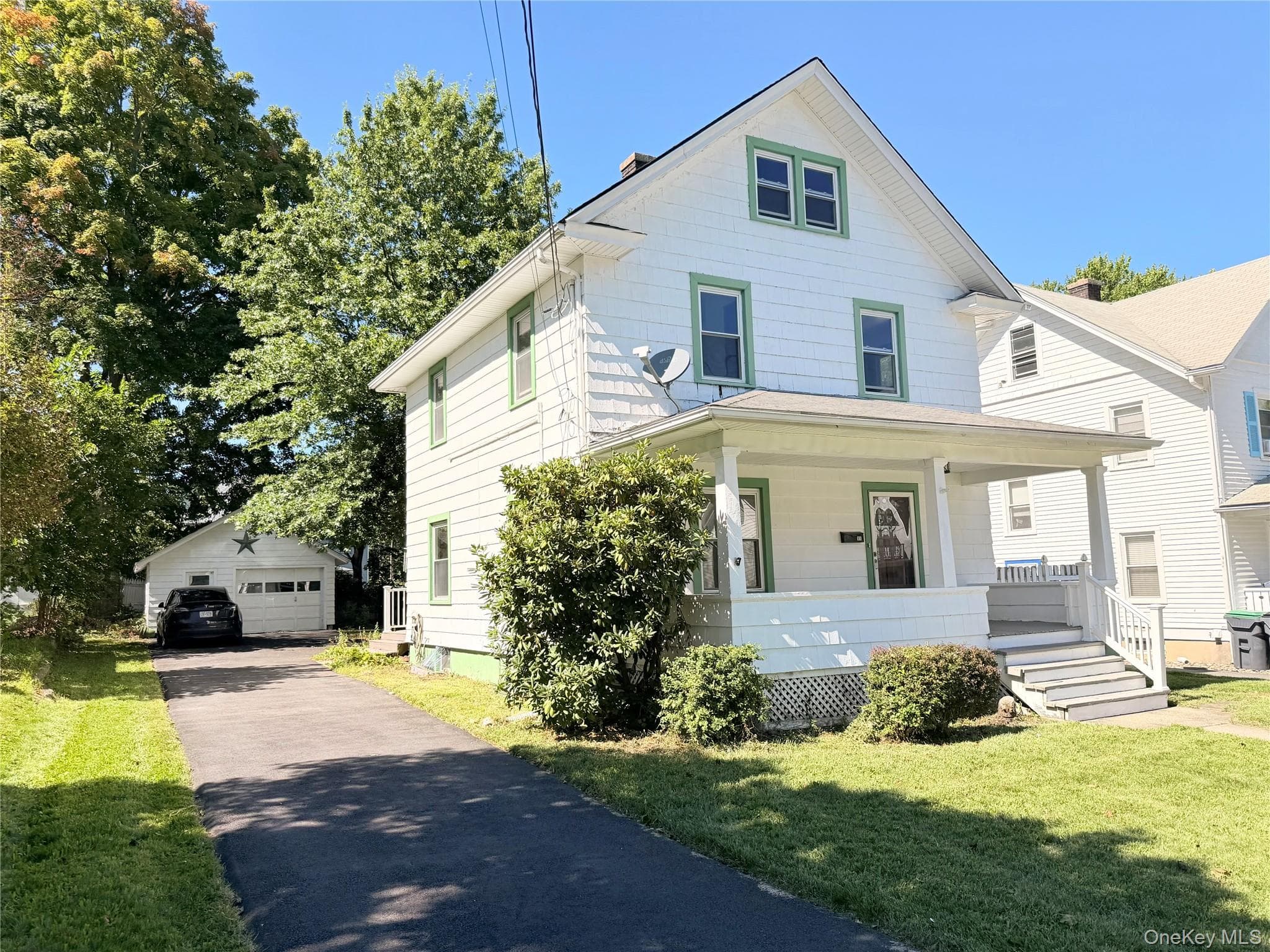 11 Gardner Avenue thumbnail 2