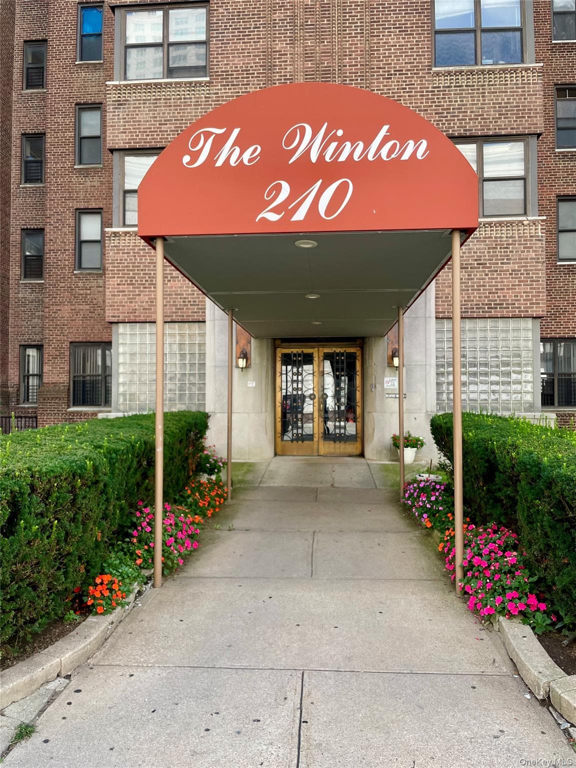 210 Martine Avenue Unit: 5D, White Plains