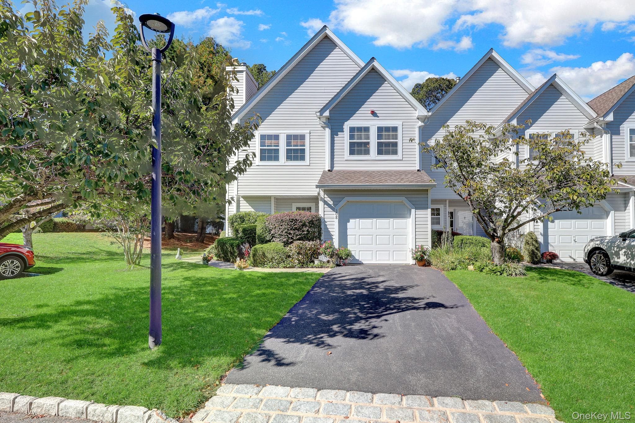 208 Erik Drive, East Setauket