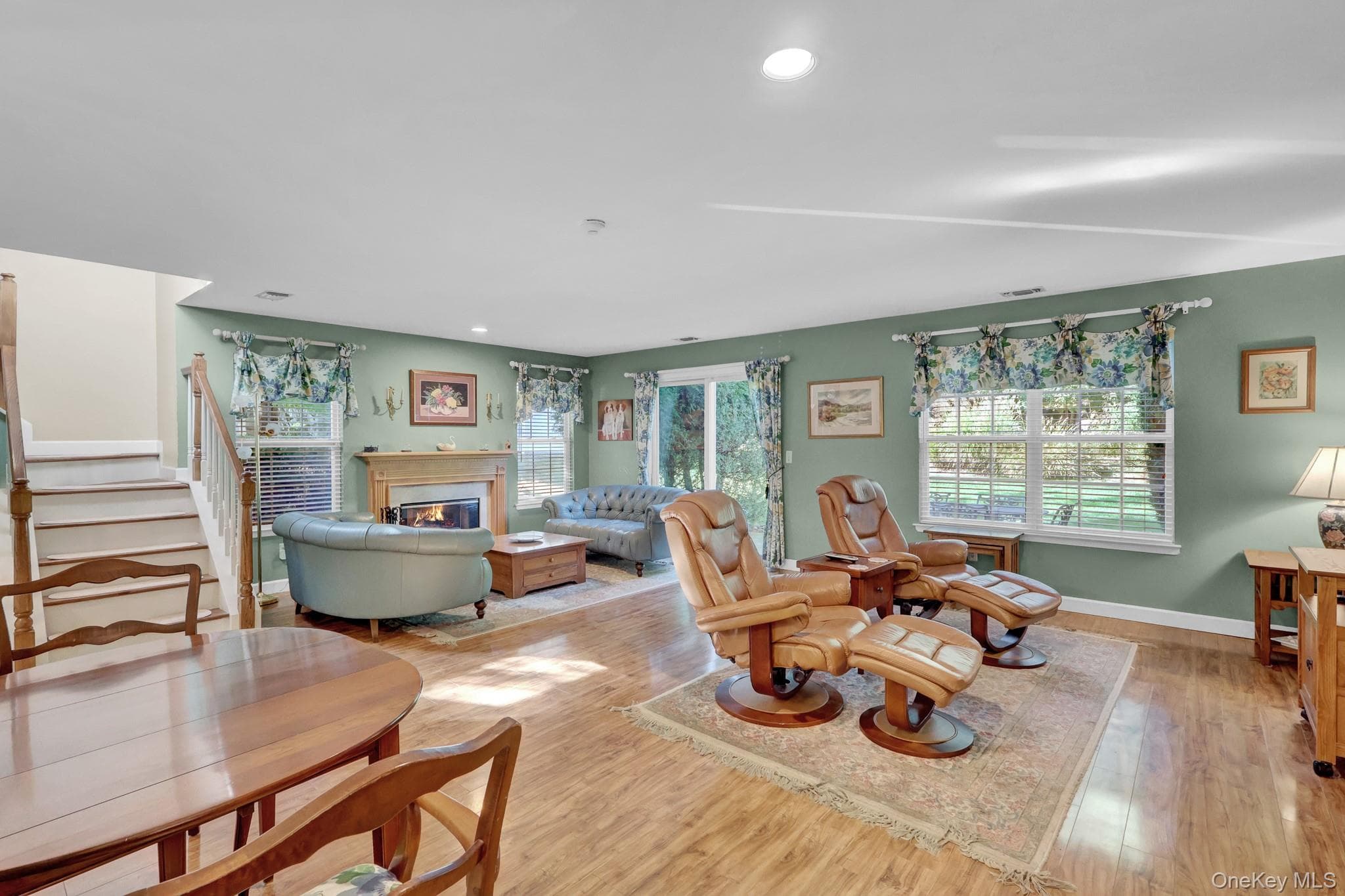 208 Erik Drive thumbnail 16