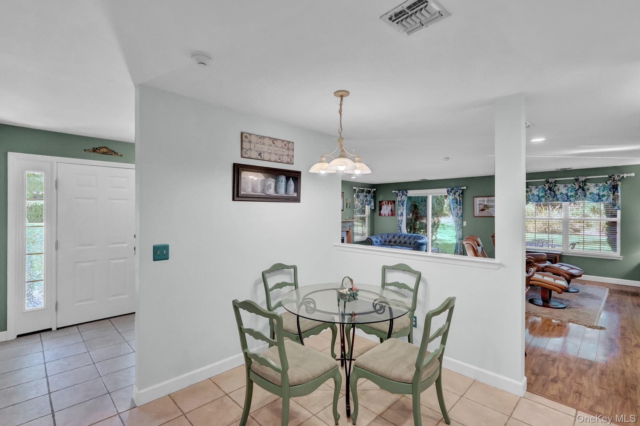 208 Erik Drive thumbnail 14