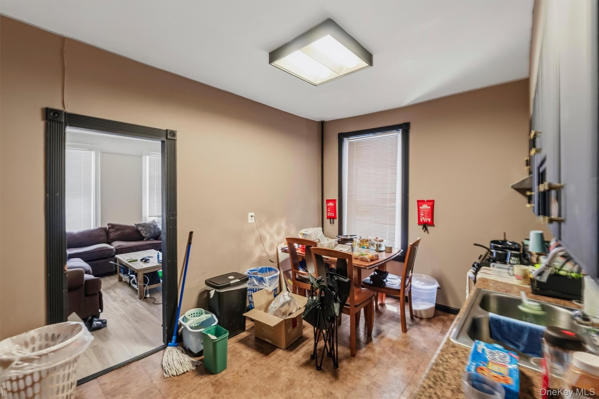 1149 Croes Avenue thumbnail 6