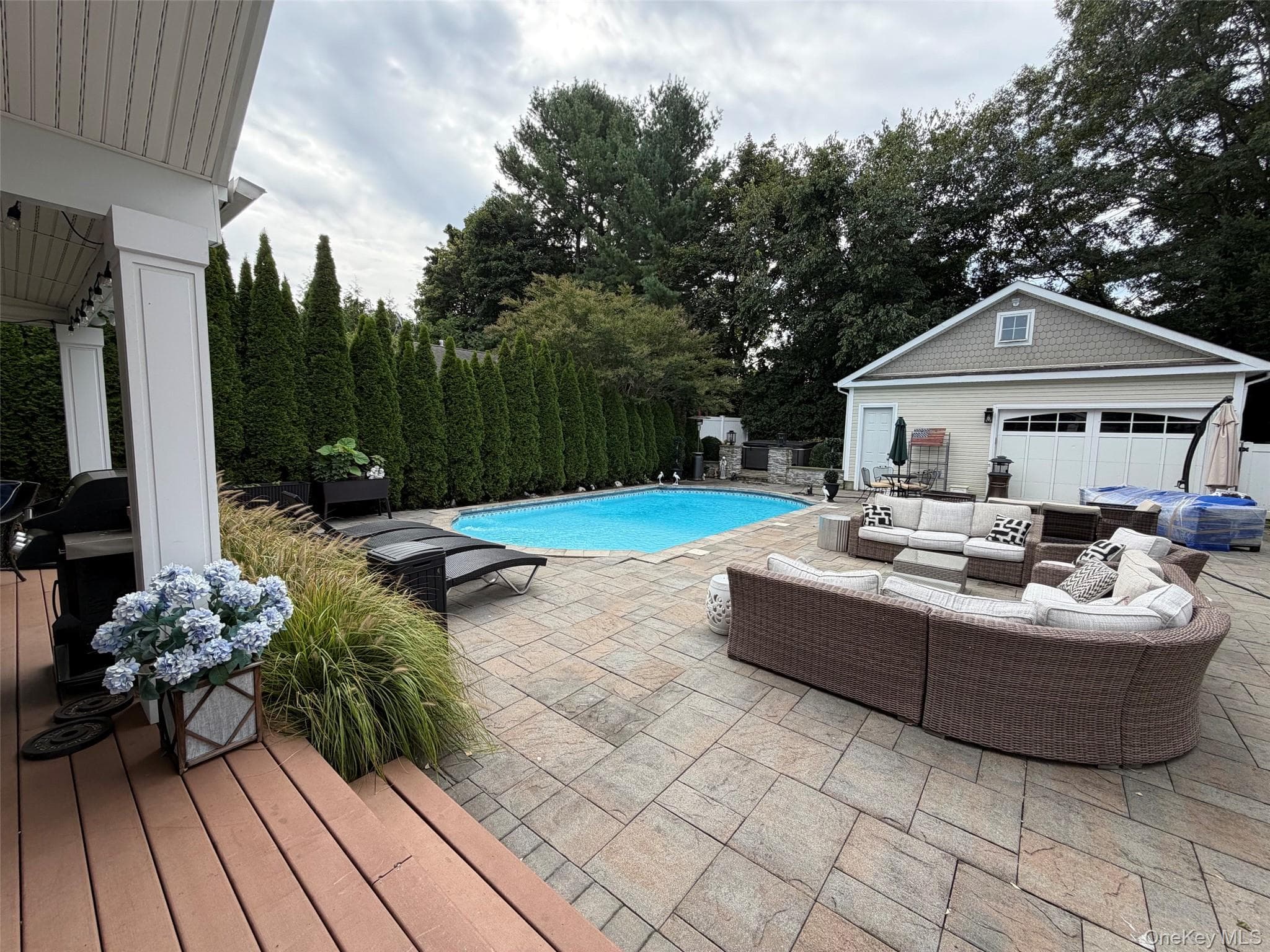 59 Meadowbrook Road thumbnail 33