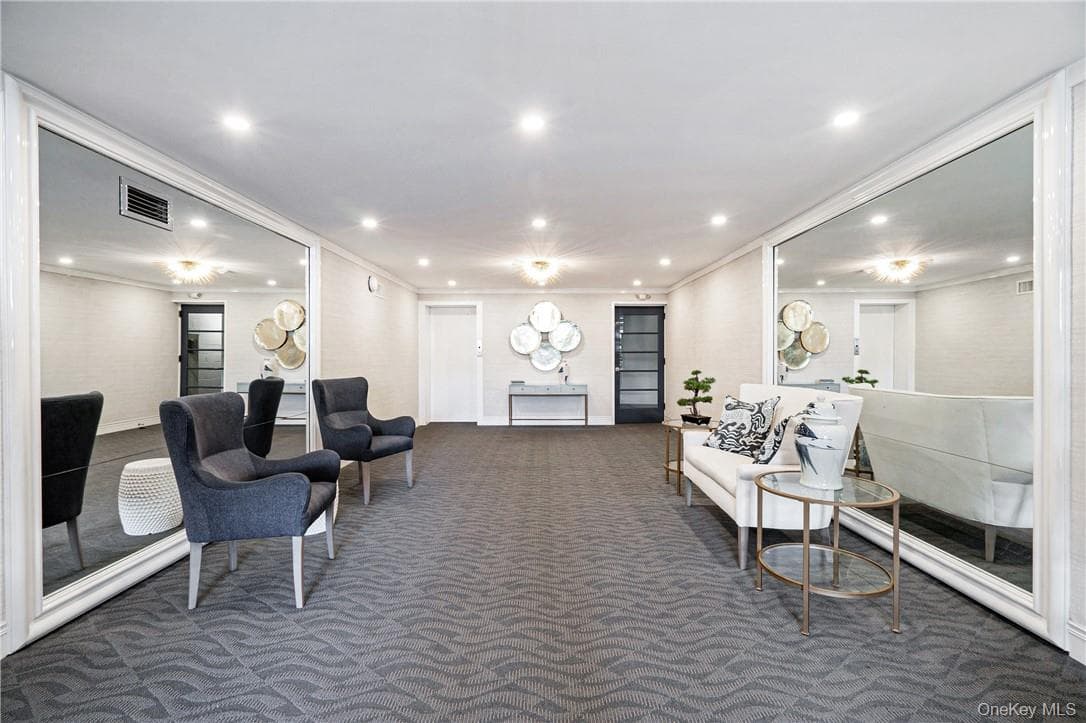 720 Milton Road Unit: N-2C thumbnail 3