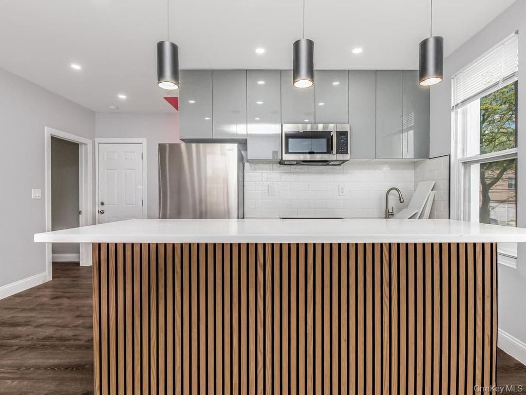 1218 Havemeyer Avenue thumbnail 12