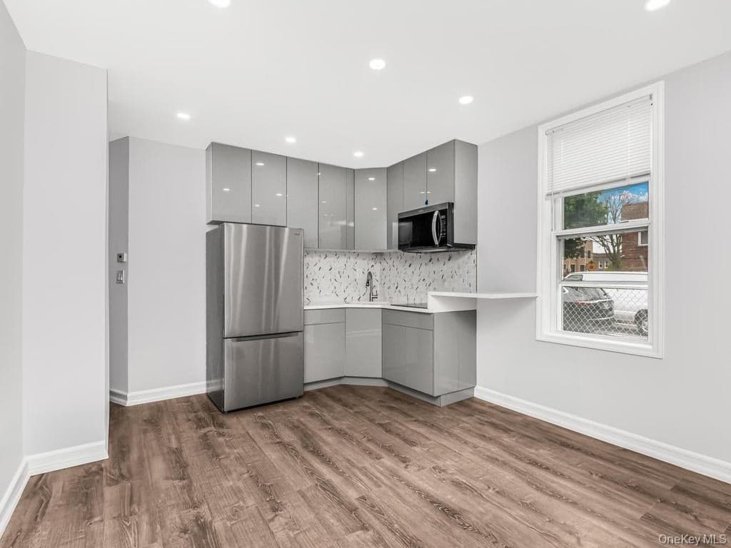 1218 Havemeyer Avenue thumbnail 9