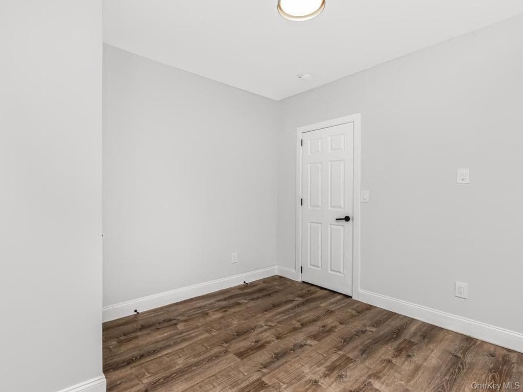 1218 Havemeyer Avenue thumbnail 3