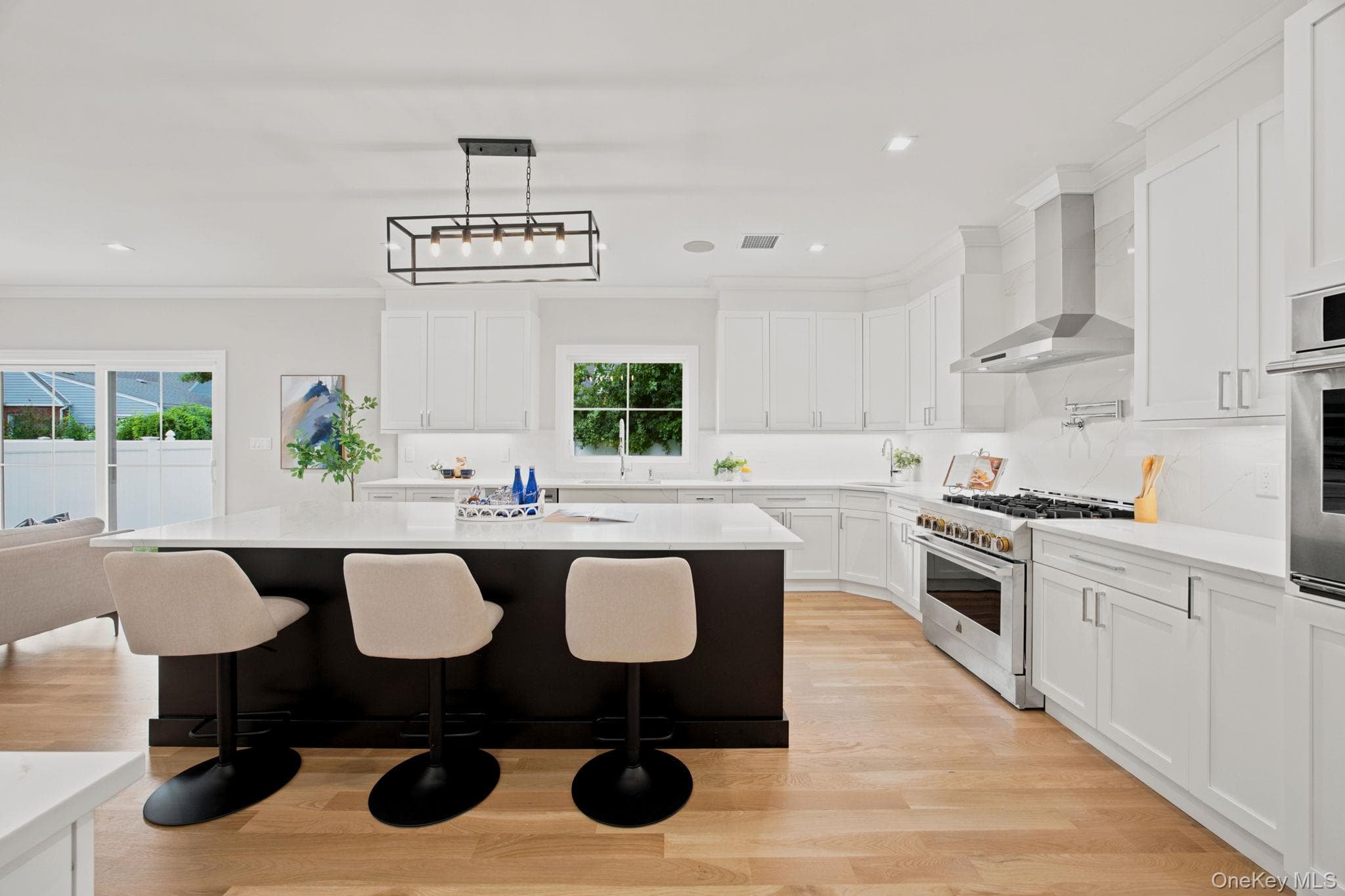 400 Langley Avenue thumbnail 12