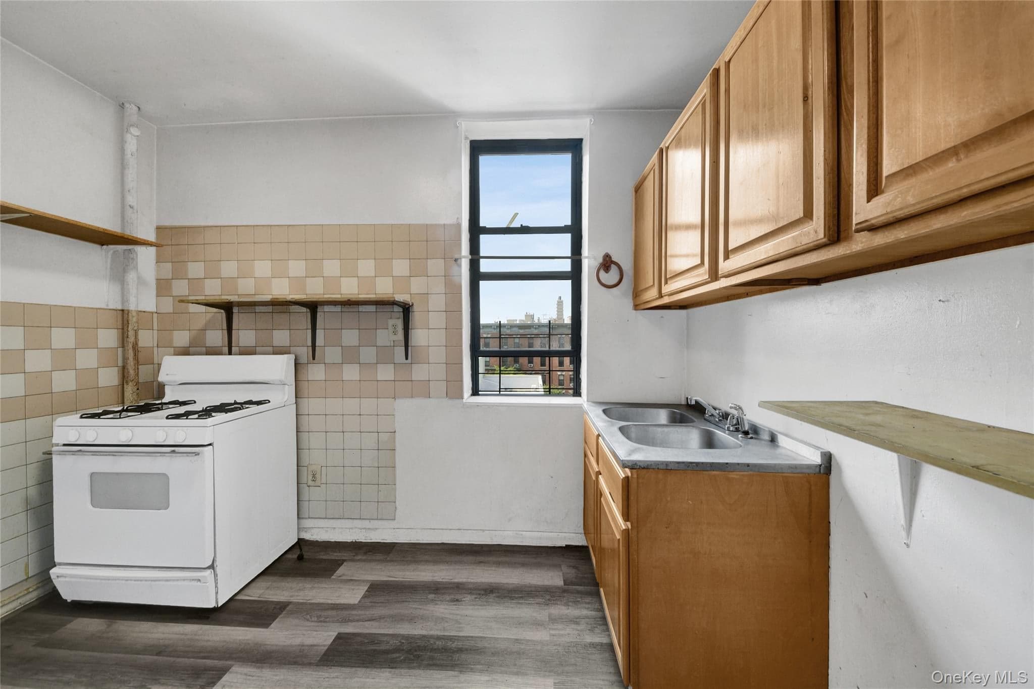 975 Union AVE Unit: 51 thumbnail 5