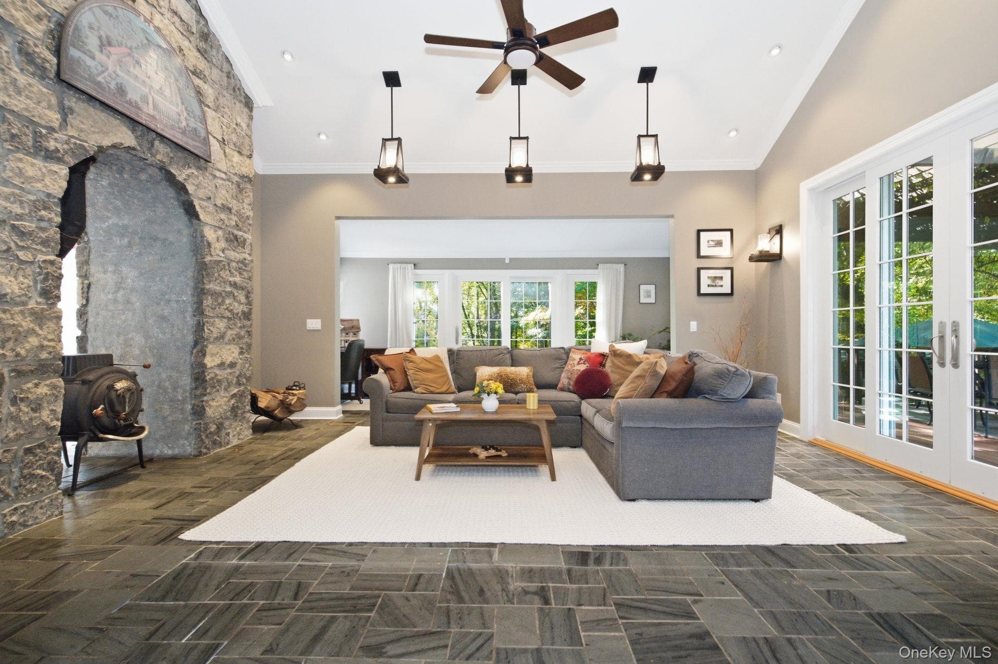 320 Saw Mill River Road thumbnail 9